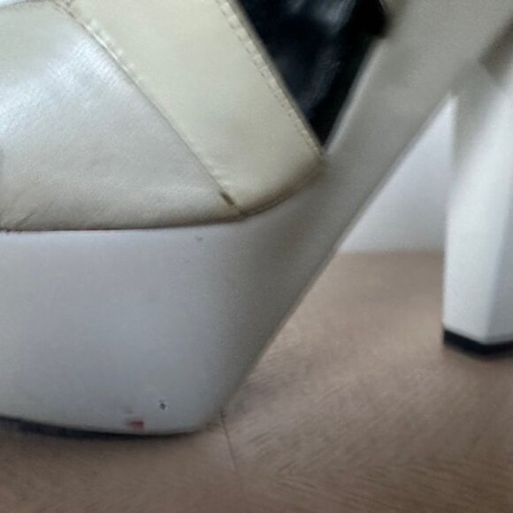 Pierre Hardy Chunky Heel Sandals, Cream, Leather & Patent Leather Size 38 - Picture 9 of 12